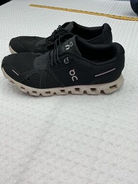 On Running Women's Black and Light Pink Cloudflow Running Shoes